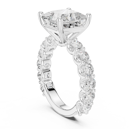 Regina Grace Diamond Ring