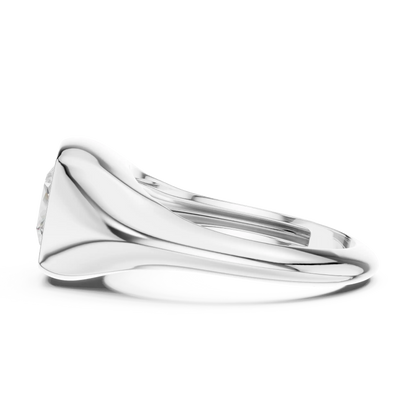 Signet Luxe Diamond Ring