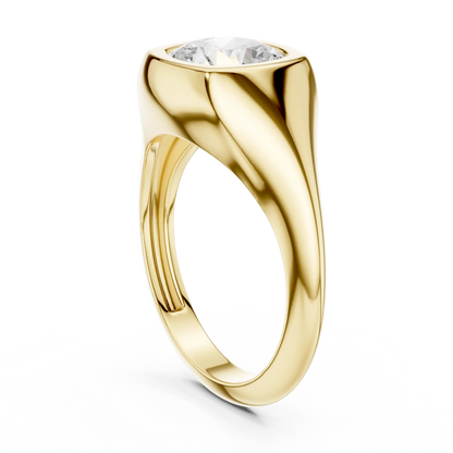 Signet Luxe Diamond Ring
