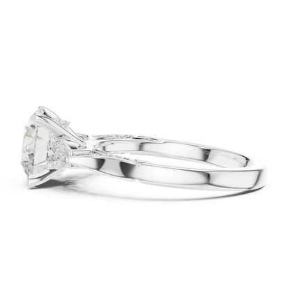 Pear Flank Diamond Ring